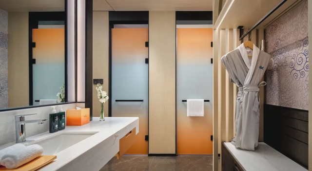 Четырёхместный номер Standard Hotel Indigo Yantai Golden Coast