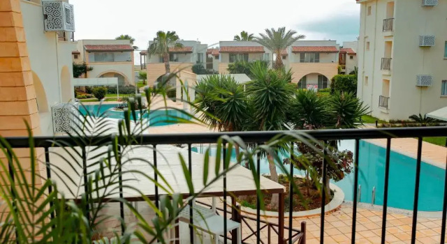 Апартаменты Fantastic 4 Cyprus First Line Beachfront
