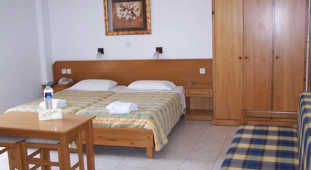 Двухместный номер Superior с балконом Perros Hotel