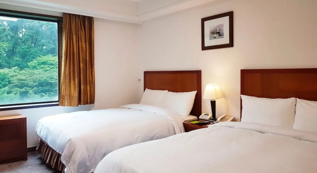 Четырёхместный номер Standard с видом на горы The K-Hotel Seoul