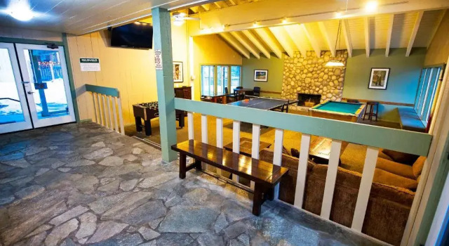 Апартаменты The Mammoth House