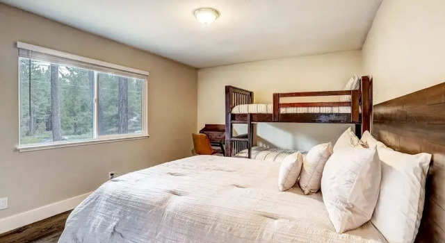 Grizzly Cottage
