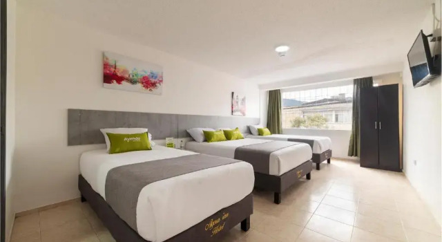 Четырёхместный номер Standard Ayenda 1055 Agora INN Corferias