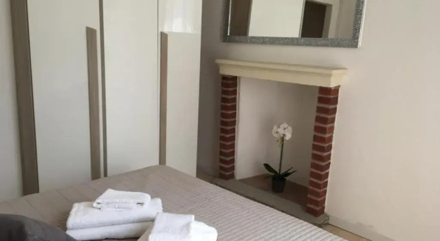 Orchidea in Centro, Забронировать Отель Отели Комо 3 звезды, рядом с Площадь Победы, 3*