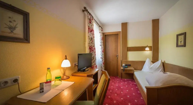 Номер Standard Hotel Krone Tirol