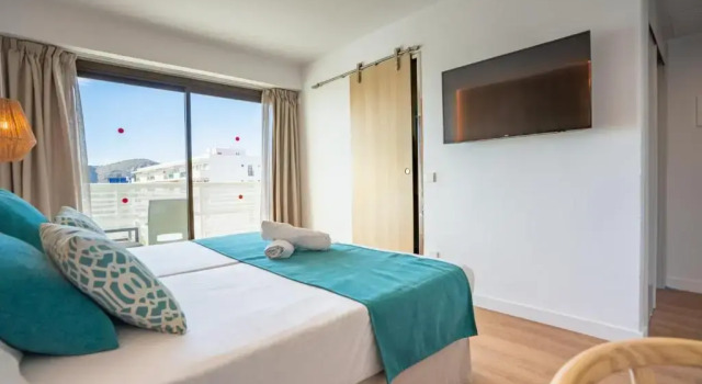 Двухместный номер Comfort Bahía de Alcudia Hotel & Spa