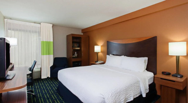 Fairfield by Marriott Mission Viejo Orange County, Забронировать Отель Отели Мишен-Вьехо с бассейном, Бассейн