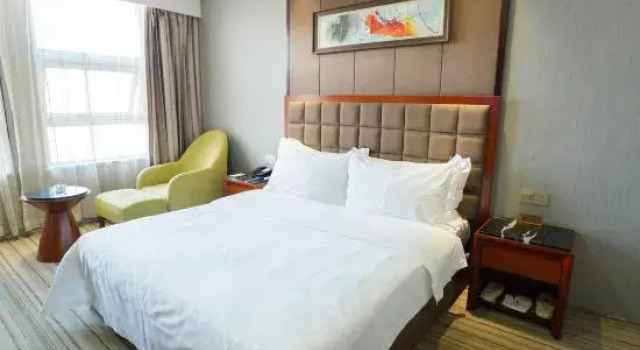Люкс Business Wuyihai International Hotel (Huanghe Jiaotong College High-speed Railway Station)