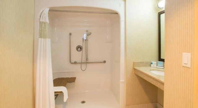 Двухместный номер Standard Hampton Inn Toronto-Mississauga West