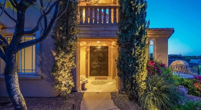 Charming 5-bed Villa in Fountain Hills With Pool!, Забронировать Вилла Отели Фаунтин-Хиллс с бассейном, Бассейн