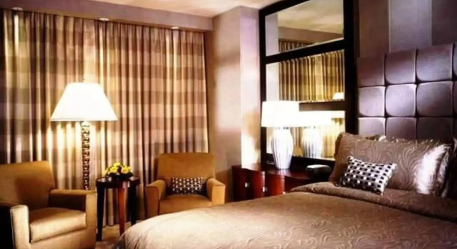 Monark Hotel, Забронировать Отель Фирозабад штат Уттар-Прадеш