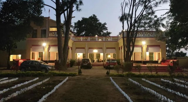 Tulin Heritage Bungalow - Purulia, Reserva ahora Villa Hoteles en Bengala Occidental con aparcamiento, Aparcamiento