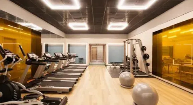 Qianxi Silk Road International Hotel (Zhangye High-speed Railway Station)