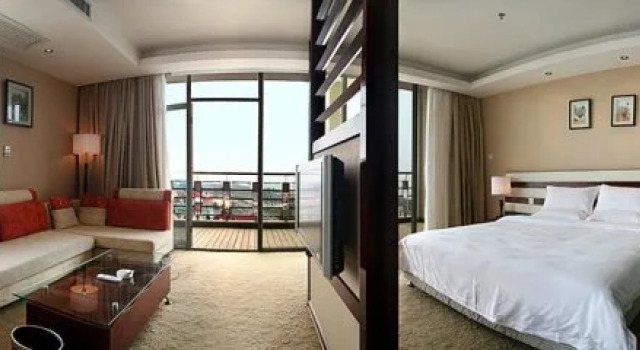 He Mei Holiday Bay Hotel, Book Hotel Yinhai Beihai