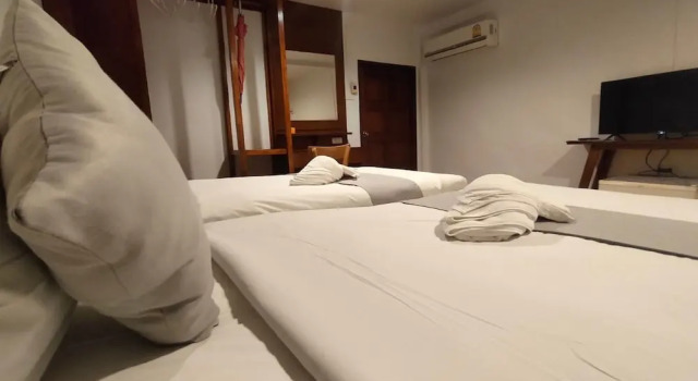 Номер Superior рядом с пляжем Lanta Nice Beach Resort - SHA Extra Plus