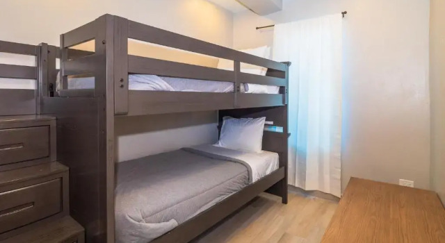 Вилла Newly Renovated 8 Bedroom Ocean Front Villa with Pool