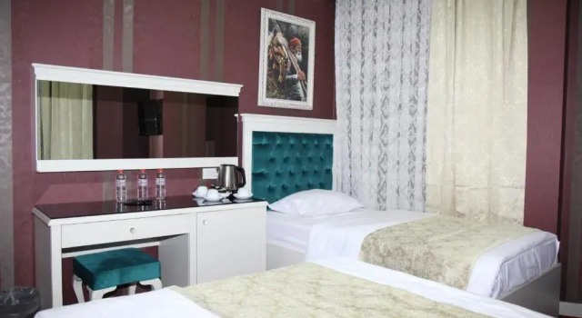 Трёхместный номер Standard Ens Hotel