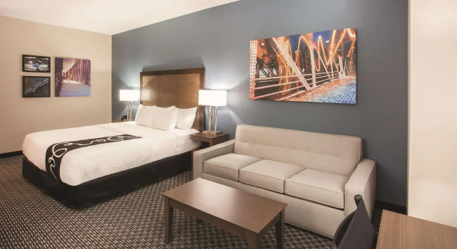 Двухместный номер Deluxe La Quinta Inn & Suites by Wyndham Chicago Downtown