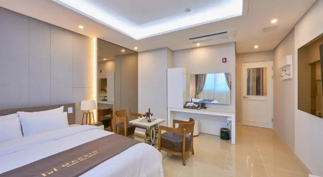 Двухместный номер Standard Gwangju Madrid Hotel