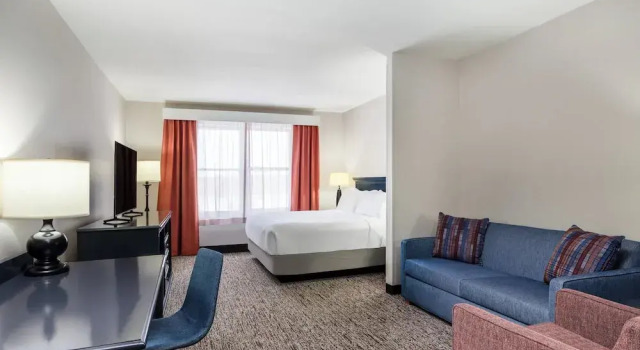 Номер Premium Garner Hotel Gillette South by IHG
