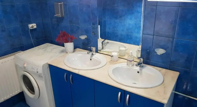 Lend two room house, Varaa Hotelli Miercurea-Ciuc 