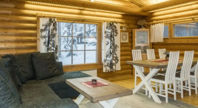 House Lakka Salla, Buchen Sie Hotel Hotels in Lappland mit Parkplatz, Parkplätze