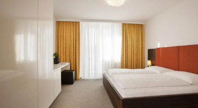 TAUROA Schönberghof Spielberg, Book Hotel Spielberg Styria