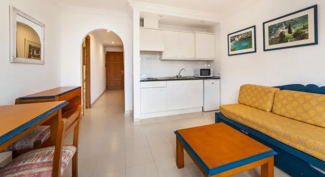 Апартаменты Standard c 1 комнатой с балконом Apartamentos Charlys Can Picafort