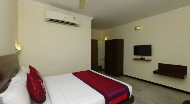 Hotel Planet Grande by OYO Rooms, Забронировать Отель Отели штата Тамилнада с завтраком, Завтраки
