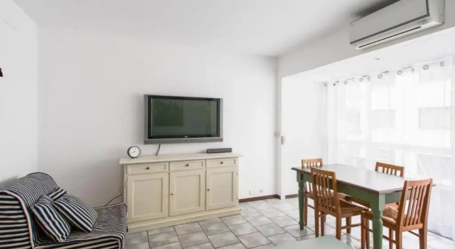 Calm studio at the heart of Nice Gold Square 3 min to the beach - Welkeys, Забронировать Апартаменты/квартира Ницца Приморские Альпы, рядом с Набережная Соединенных Штатов