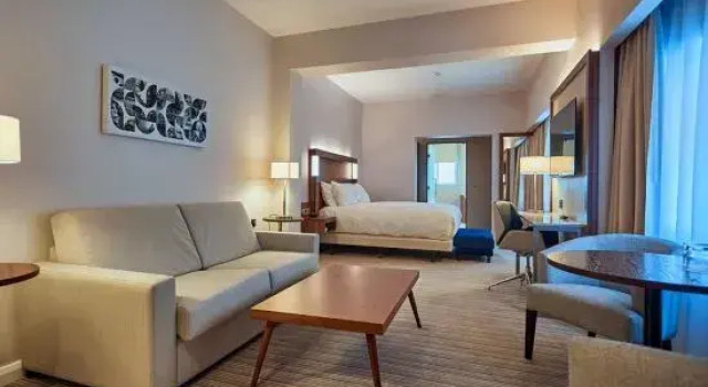 Полулюкс Courtyard by Marriott Oxford City Centre