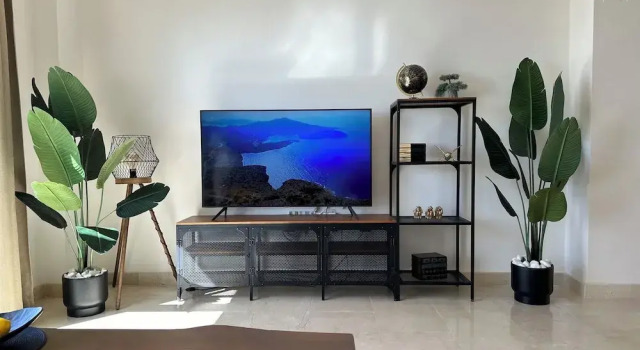 Apartment Sleeps 6 With Private Garden, Забронировать Апартаменты/квартира Отели Бенаавис с парковкой, Парковка