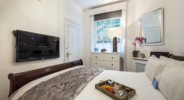 Bright Warwick Chambers Apartment - JPL