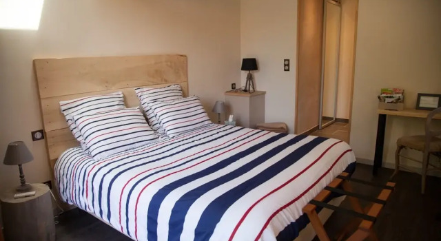La Maison Bleue, Забронировать Отель Брантом 