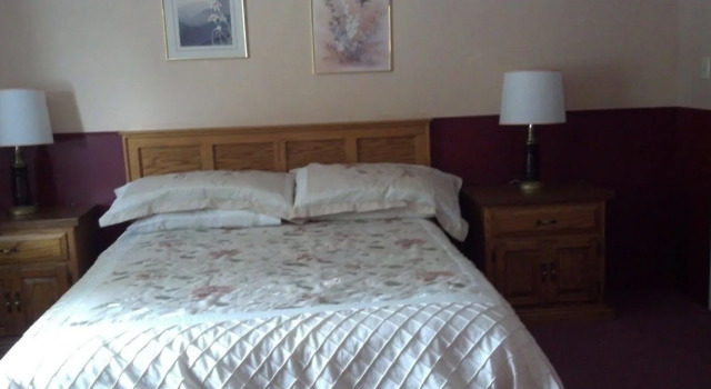 Rest - a Modern Motel, Varaa Motelli Hotellit New England uima-altaalla, Uima-allas