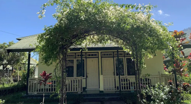 Lembah Rinjani Villa & Resto Syariah by ecommerceloka, Prenota Villa Sembalun Lawang Lombok
