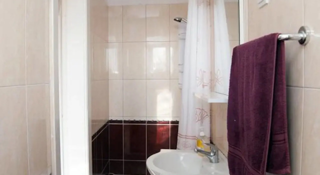 Cosy Apartment Overlooking City Walls and Island Lokrum, Private Terasse, Wi-fi