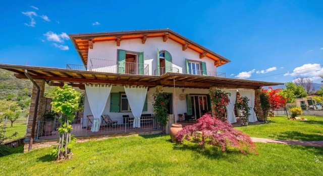Семейная вилла Villa Clara few km From the sea