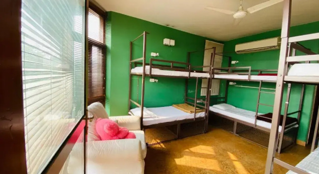 Кровать в общем номере (женский номер) Hide-In Hostel Delhi