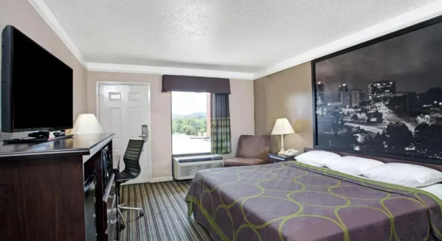 Номер Standard Super 8 by Wyndham Knoxville East