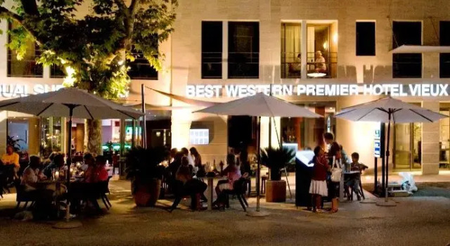 Номер Standard с видом на море Best Western Premier Hôtel du Vieux-Port