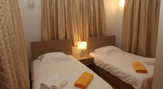 Anthorina Villa 7, Book Villa Hotels in Protaras with Parking, near Neolithic Settlement, Parking