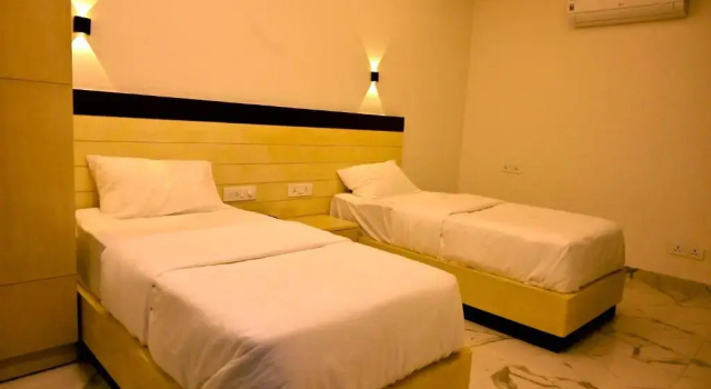 Hotel Prago by Green Deer Varanasi