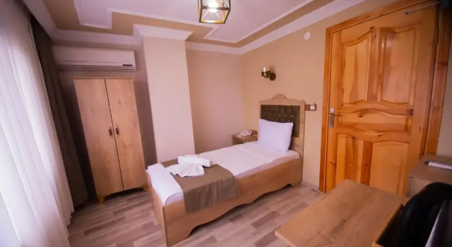 Hotel Orkide, Забронировать Отель Фатих Стамбул, рядом с Библиотека Стамбульского университета