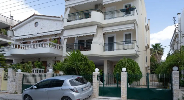Athens Riviera Golf Apartment
