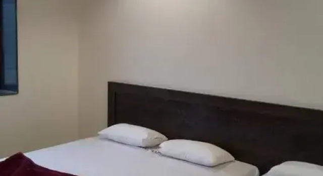 Hotel Radhika Nashik, Buchen Sie Hotel Igatpuri 