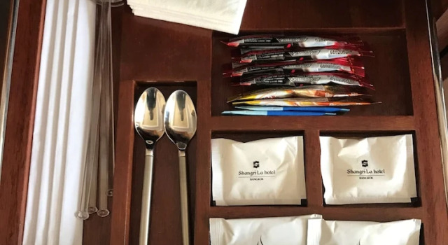 Двухместный номер Shangri-La Wing Deluxe с видом на реку Shangri-La Bangkok