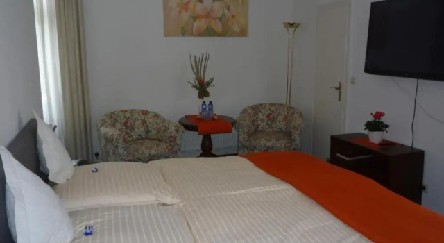 Hotel Carolinenhof, Varaa Hotelli Bad Pyrmont Teutoburg Forest