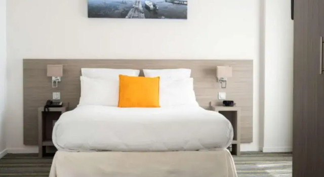 Двухместный семейный номер Standard с балконом Best Western Hôtel des Thermes - Balaruc les Bains Sète
