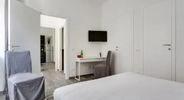 Porta Latina Suite - Private Apartment Romes Center, Забронировать Апартаменты/квартира Отели Рима с парковкой, рядом с Piazza San Giovanni in Laterano, Парковка